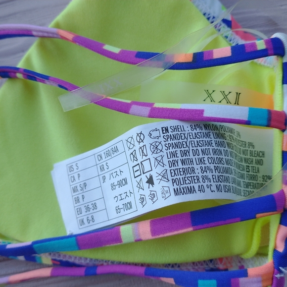 Nwt bikini top small *!#pick 3 for $12**! - Picture 3 of 3